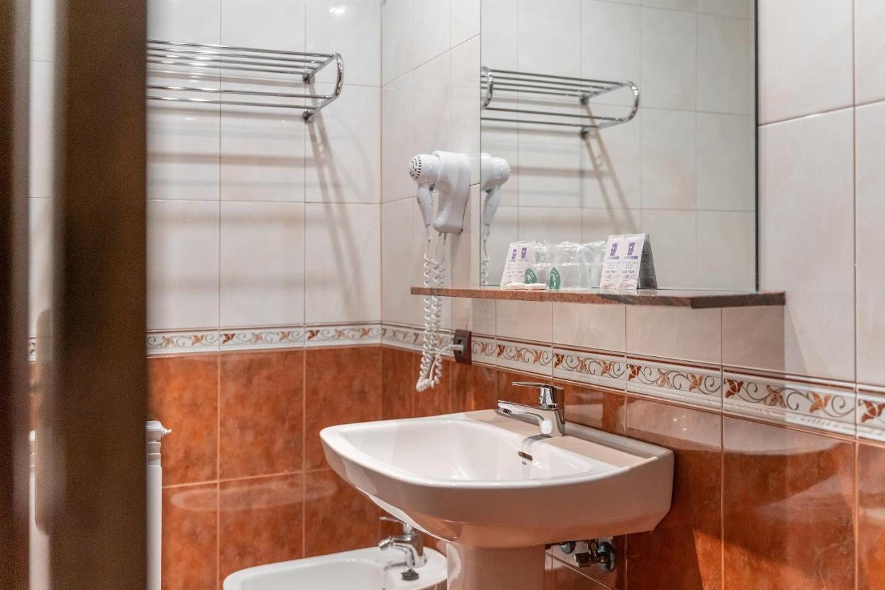 Hotel Puerta De Javalambre La Puebla De Valverde Eksteriør billede