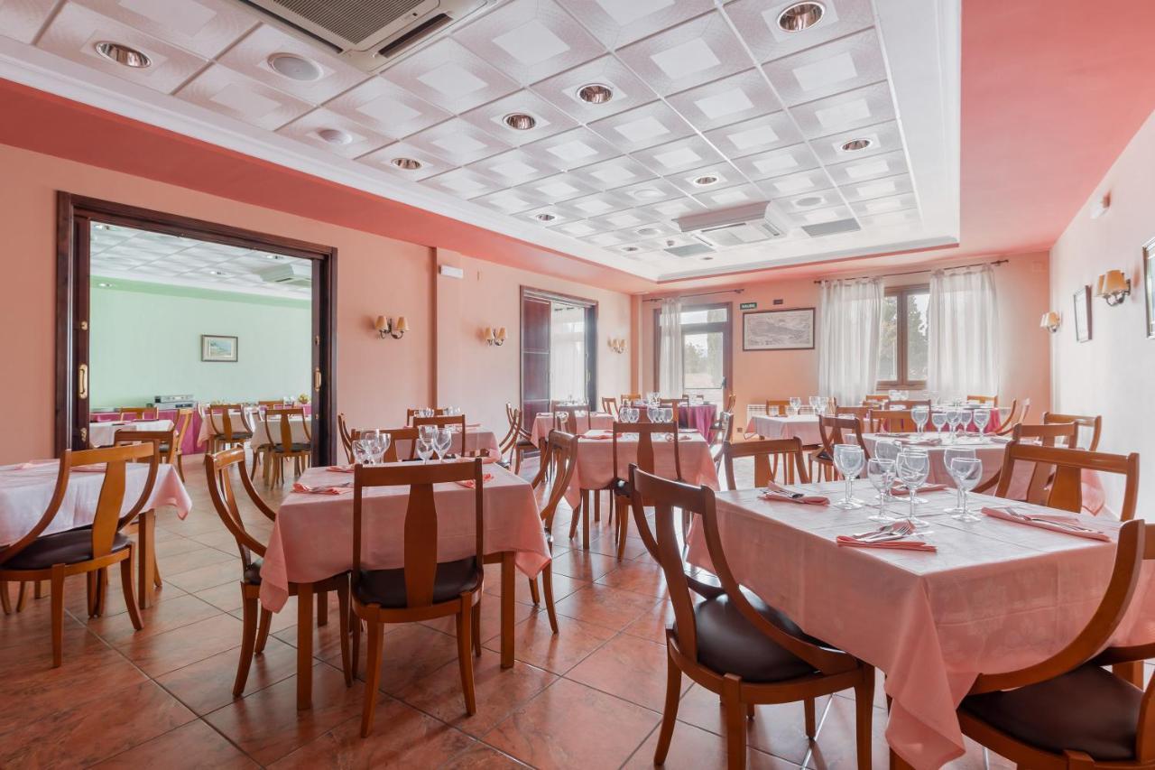 Hotel Puerta De Javalambre La Puebla De Valverde Eksteriør billede