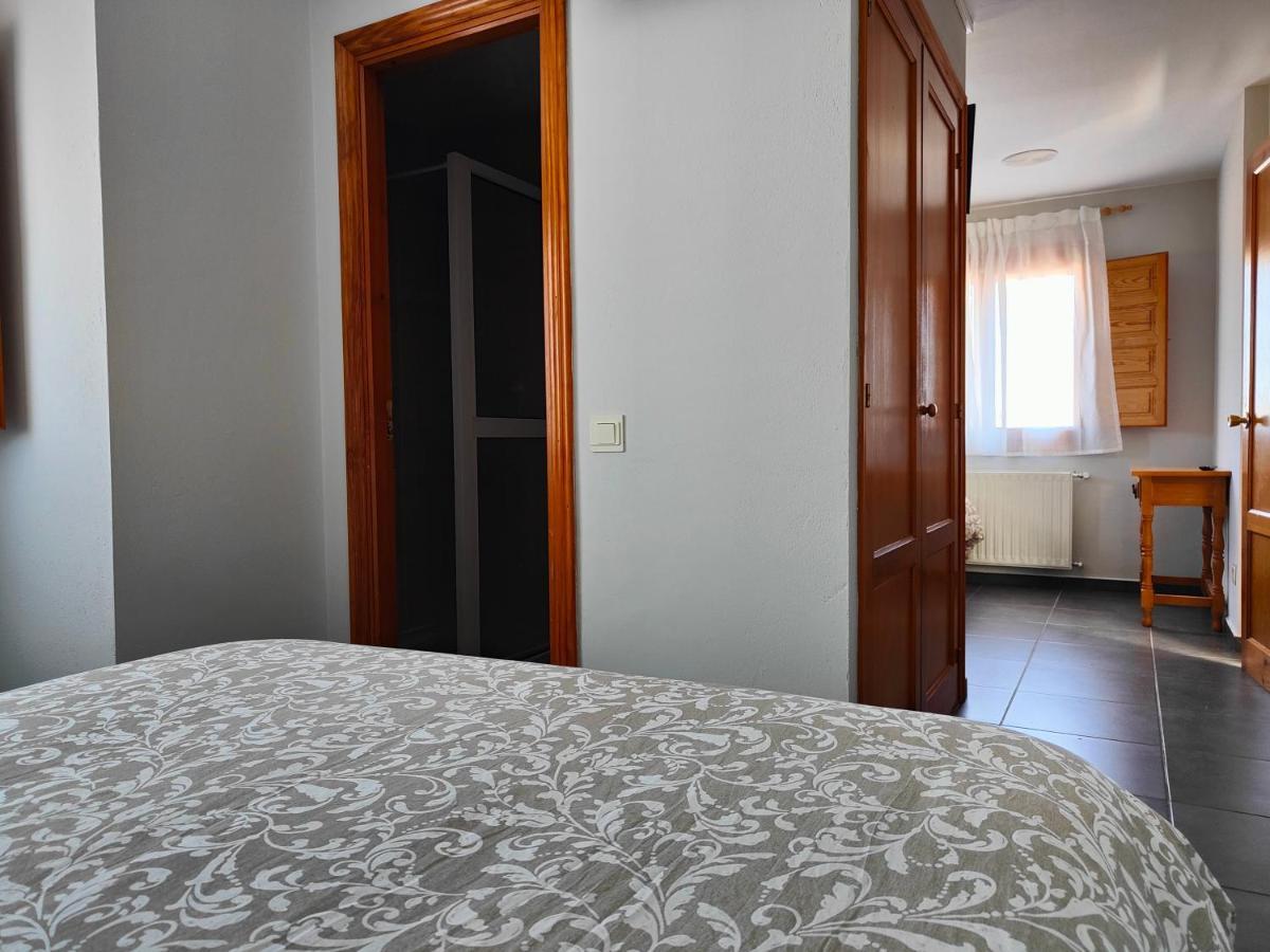 Hotel Puerta De Javalambre La Puebla De Valverde Eksteriør billede